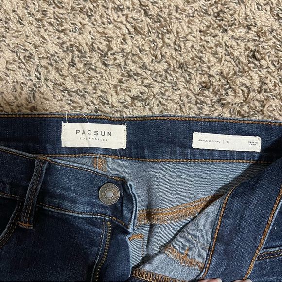 Pacsun ankle jegging size 27 ripped jeans - Picture 2 of 3